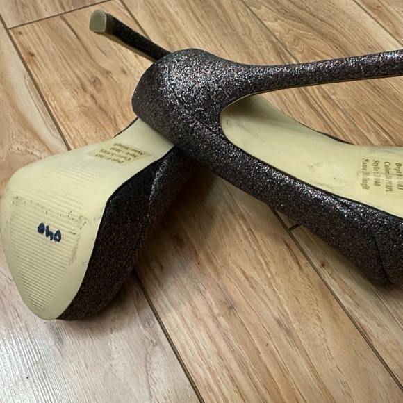 STEVE MADDEN MELINA GLITTER PLATFORM STILETTO HEELS. WOMEN SIZE 6.5 - Picture 4 of 6